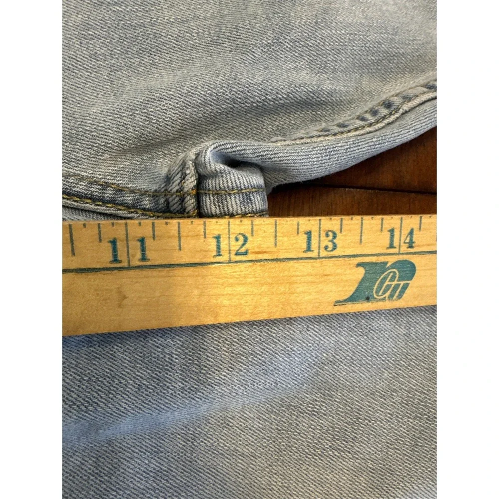 Levi's 502 Men's Taper Fit Jeans W32 L30 Light Blue Denim Great Fit Comfort Wear
